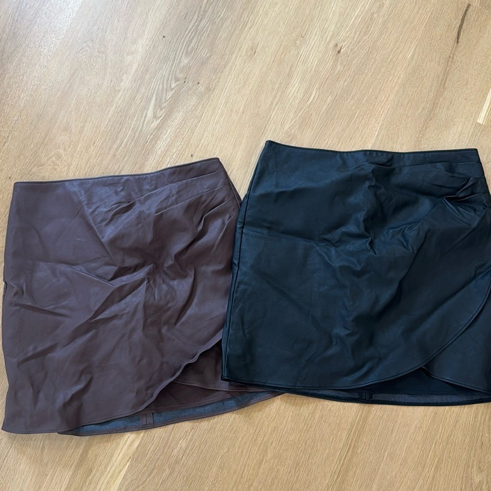Abercrombie & Fitch Faux Leather Skirt - mediums